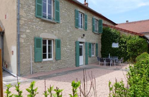 Saint-Bonnet-de-Rochefort House | Charmante maison rénovée avec jardin clos, 3 chambres, proche sites touristiques et villlage médiéval - FR-1-489-105