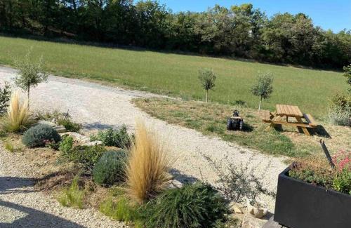 Soyans House | Charmant gîte de campagne en Drôme provençale