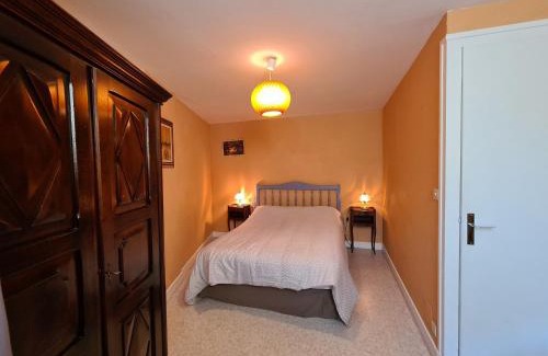 Briantes House | Charmant Gîte en Berry avec Cheminée, Près de La Châtre, Golf et Activités Œnature - FR-1-591-130