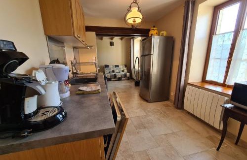 Prissac House | Charmant Gîte en Brenne avec Jardin, Piscine Partagée et Proximité Sentiers de Randonnée - FR-1-591-99