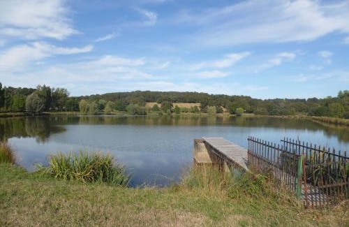 Prissac House | Charmant Gîte en Brenne avec Jardin, Piscine Partagée et Proximité Sentiers de Randonnée - FR-1-591-99