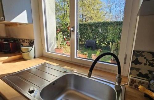 Montlouis-sur-Loire House | Charmant gîte avec jardin privatif au cœur de la Loire, Wi-Fi & parking inclus - FR-1-381-618