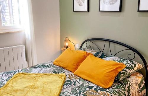 Villeny House | Charmant gîte rustique en Sologne avec parking privé et animaux admis - FR-1-491-466
