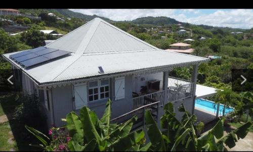 Le Vauclin House | CHARMANT HAUT DE VILLA AVEC PISCINE PARTAGEE