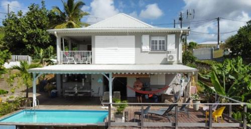 Le Vauclin House | CHARMANT HAUT DE VILLA AVEC PISCINE PARTAGEE