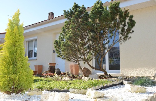 Saint-Medard-en-Jalles House | Charmant Pavillon Bordelais