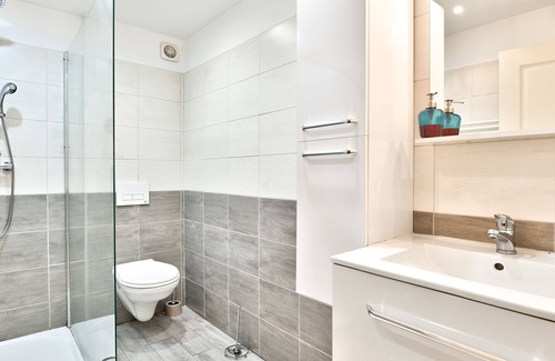 Noailles Apartment | Charmant Petit Appartement Avec Climatisation