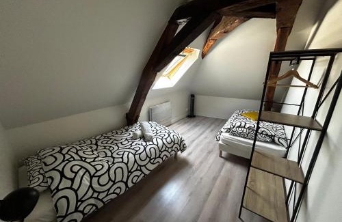Blere Apartment | Charmant petit duplex centre Bléré
