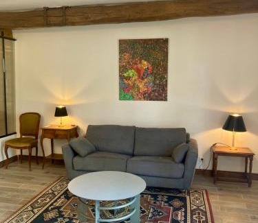 Saint-Brice-sous-Foret Apartment | Charmant studio terrasse 25min Aéroport CDG
