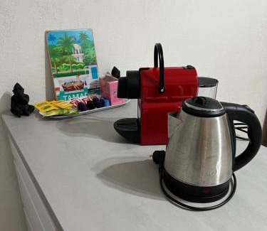 Saint-Mandrier-sur-Mer Apartment | Charmant studio calme bord de mer Wifi-NESPRESSO-DRAPS-LINGE DE BAIN