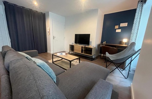 Cherbourg-en-Cotentin Apartment | Charmant Souplex Centre Ville