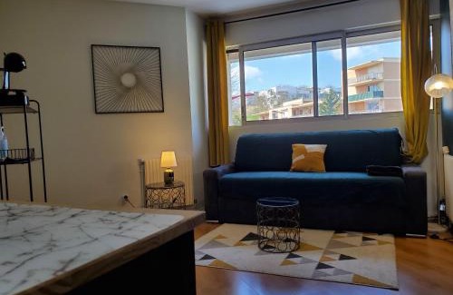 Ramonville-Saint-Agne Apartment | CHARMANT STUDIO☆NETFLIX☆CANAL+☆CANAL SAT☆PARKING☆