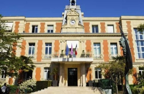 Alfortville Apartment | Charmant Studio au Cœur de la Ville - Fraîchement Rénové !