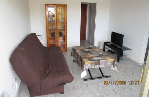 Plaine de la Brague Apartment | Charmant Studio Dans Résidence de Standing Avec Piscine, Tennis, Pres de la mer