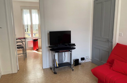 Downtown Le Havre Apartment | Charmant Studio