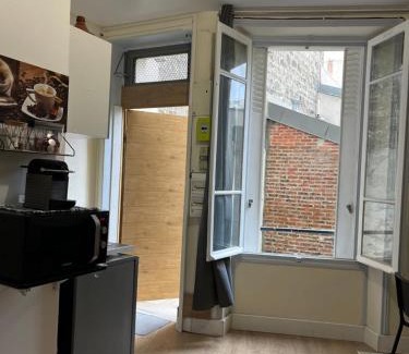 20th Arrondissement Apartment | Charmant studio spacieux paris