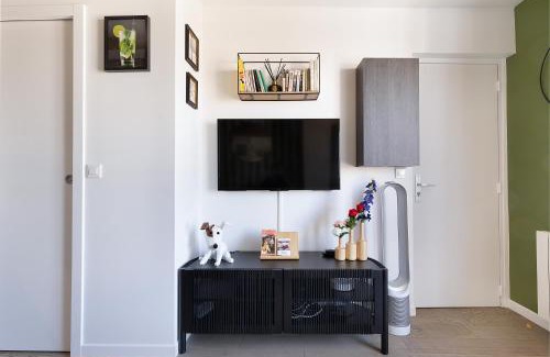 Hopital Saint-Louis Apartment | Charmant studio tout confort