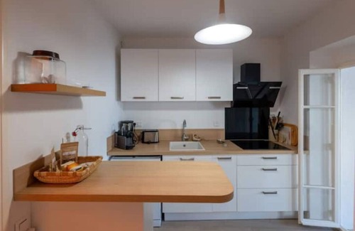 Sanary-sur-Mer Apartment | Charmant T3 au Cœur de Sanary Avec box Voiture
