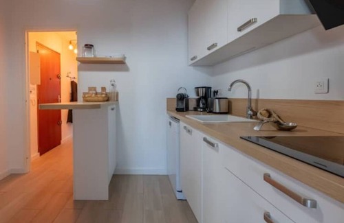 Sanary-sur-Mer Apartment | Charmant T3 au Cœur de Sanary Avec box Voiture