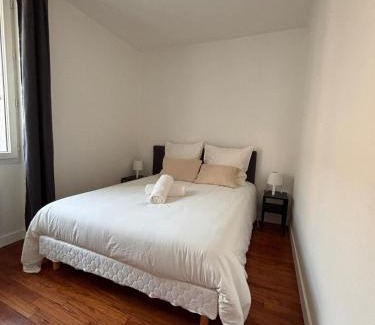 Rive Droite Apartment | Charmant T3 Vue Mer & Confort en Plein Centre