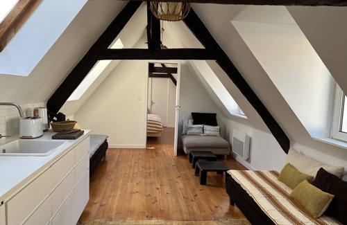 Lannion Apartment | Charmant T4 Entièrement Rénové !