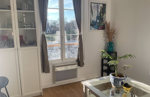 Pere Lachaise Apartment | Charmant2 Pièces Calme et Arboré