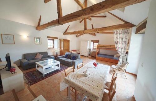 Abilly House | Charmante demeure 17e avec piscine privative, grand jardin et patrimoine riche en Touraine Sud. - FR-1-381-368