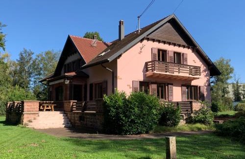 La Walck Villa | Charmante Demeure Piscine au Calme Parc Tennis