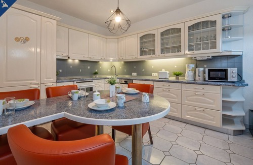 Ahlbeck Apartment | Charmante Ferienwohnung mit Balkon - Haustiere Willkommen