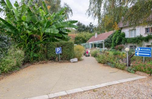 Saint-Benoit-sur-Loire Bed & Breakfast | Charmante chambre avec terrasse privée et wifi à Saint-Benoît-sur-Loire - FR-1-590-487