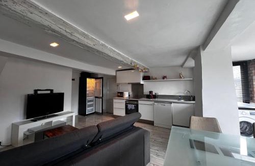 Touet-de-l'Escarene Apartment | Charmante maison Climatisé avec Netflix et Disney plus