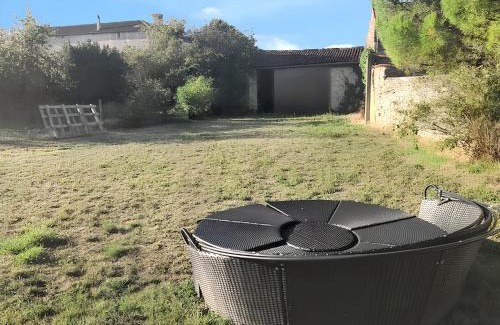 Mouterre-Silly House | Charmante maison à Mouterre-Silly avec jardin et terrasse