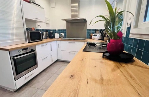 Argenteuil House | Charmante Maison au Nord de Paris Avec Piscine Chauffée