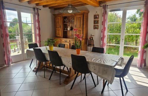 Champlost Apartment | Charmante maison de campagne