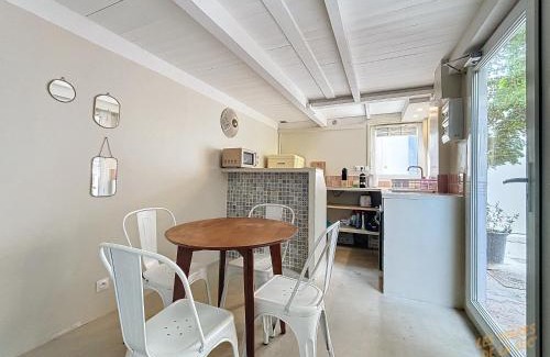 Endoume Apartment | Charmante Maison de Pêcheurs - Vallon des Auffes - Les Frères de la Loc'