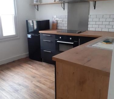 Poitiers Apartment | Charmante maison de ville avec le calme de la campagne