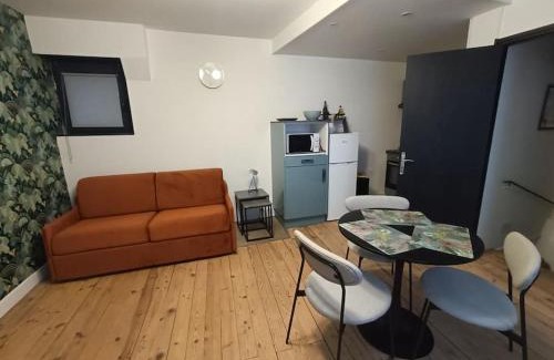 Cahors Old Town House | Charmante maison de ville Les 2B46