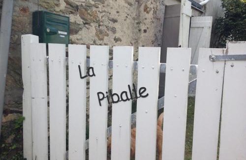 Bangor House | Charmante maison en pierre avec jardin à Bangor, à 1500 m de la plage de Vazen - FR-1-418-157