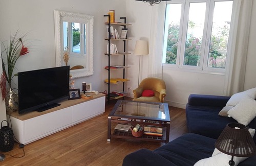 Saint-Nazaire House | Charmante Maison Très Calme Avec vue mer