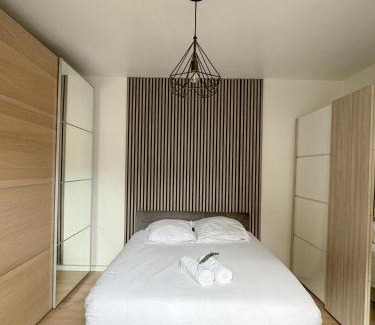 Suresnes Apartment | Charmante Maison indépendante T3