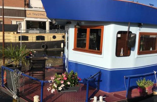Wambrechies House | Charmante Péniche à Wambrechies - Terrasse et Parking - FR-1-510-201