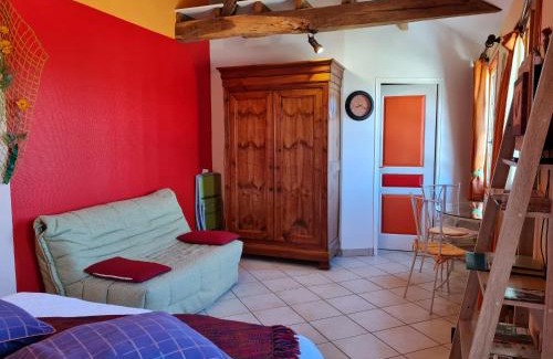 Bonnee Bed & Breakfast | Charmante suite Volière au RDC, parking privé - FR-1-590-470