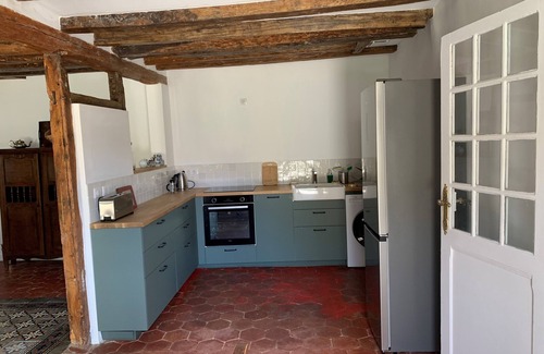 Moigny-sur-Ecole Apartment | Charmantes Renoviertes Haus in Altem Anwesen mit Privatem Innenhof und Parkplatz
