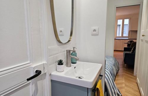 Bel-Air Nord Apartment | Charme apt a Paris ideal for 3p