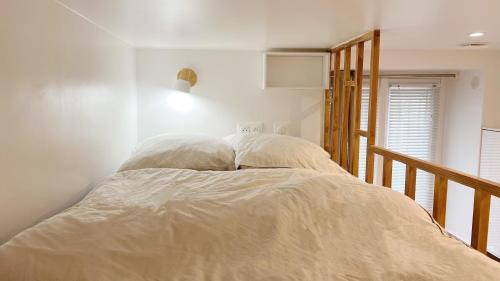 Belleville Apartment | Charme Cosy au Cœur de Paris