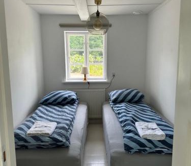 Hjørring Apartment | Charmerende lejlighed på landet med privat skov