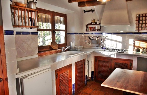 Churriana de la Vega Cottage | Charming rural house with swimming pool 3 km from the city of Granada. Parking