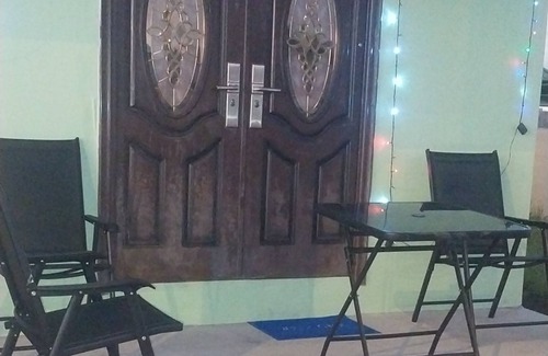 Piarco House | Charming 1-bedroom house with AC, WiFi in peaceful St. Helena Village Piarco