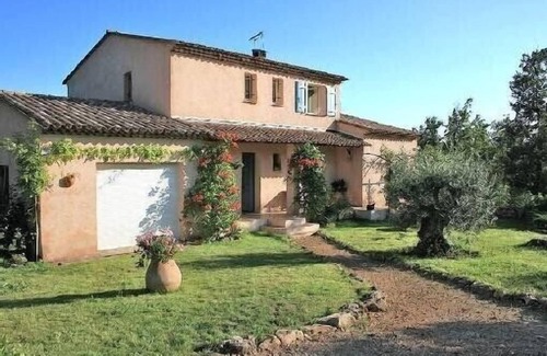 Saint-Cezaire-sur-Siagne House | Charming villa in the heart of nature: swimming pool, flower garden, peaceful setting.