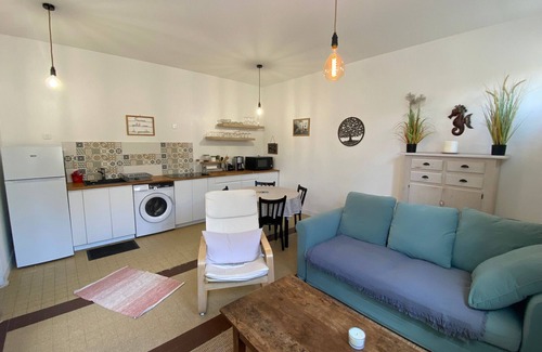 Fouras House | Charming 1-Bed Home in Fouras, Steps from Beach & Town Center